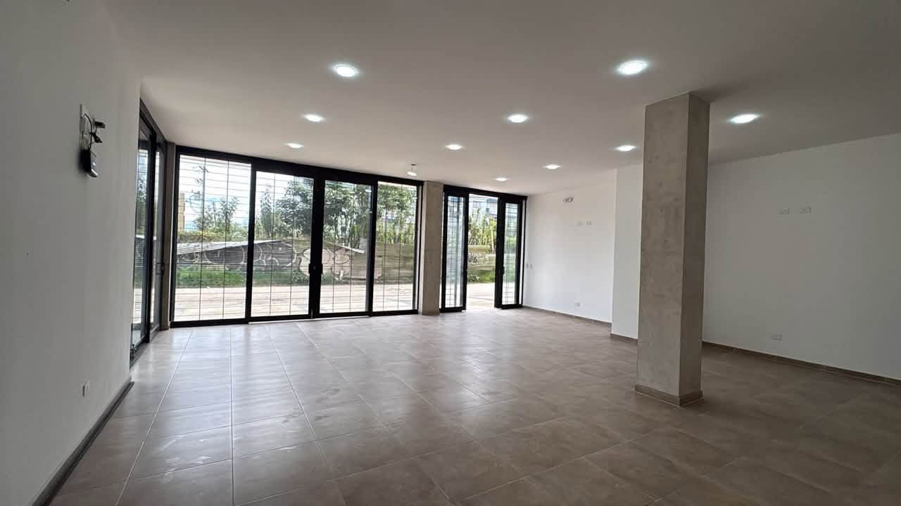 Local comercial esquinero en arriendo en Fusagasugá – El Vergel foto 4